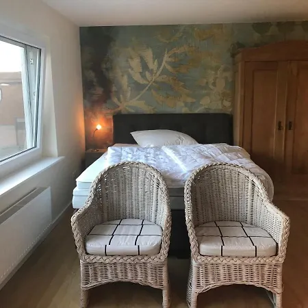 Frankenberg-am-wald Apartment *